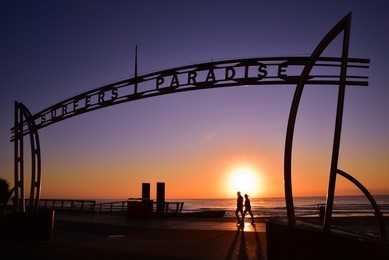 sunrise in surfers paradise
