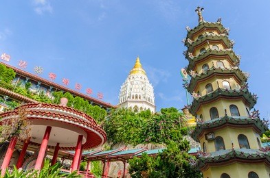 kek lok si temple in penang, malaysia