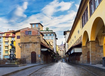 famous bridge ponte vecchio street, florence, italy