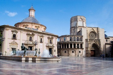 plaza of the virgen in valencia, spain