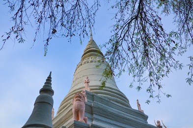 wat phnom in phnom penh, cambodia