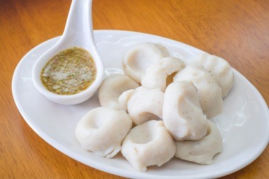 fish balls with spicy sauce
