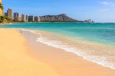 waikiki beach in honolulu, hawaii