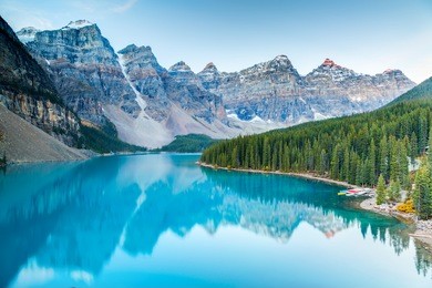 moraine lake in banff national park, alberta, canada