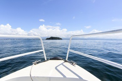 manukan island at borneo, sabah, malaysia.
manukan island is the second largest island in the tunku abdul rahman national park, malaysia's first marine national park
