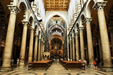 interior of pisa duomo