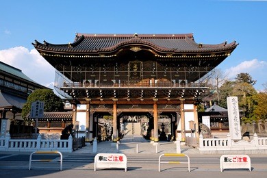 naritasan shinshoji temple, a large and highly popular buddhist temple complex in narita city.