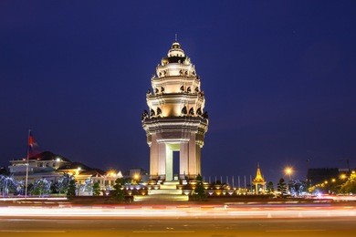 independence monument in the night time which is the one of landmark in phnom penh, cambodia.