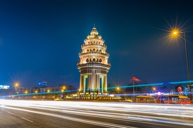 independence monument,phnon penh,cambodia.