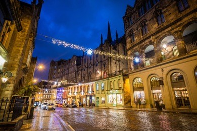 street view of the historic old town, edinburgh, scotland