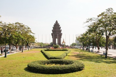 independence monument is the one of landmark in phnom penh, cambodia