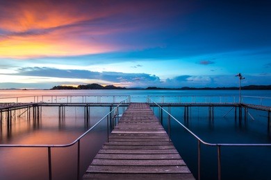 wooden bridge over the royal aquarium of sea animal in chanthaburi province east of thailand