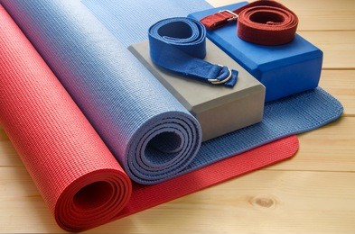 accessories for yoga.mat, foam block and strap.