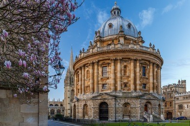 early spring morning in oxford city center