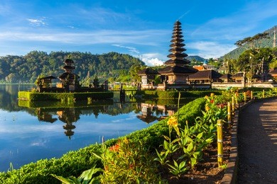 pura ulun danu bratan at sunrise, famous temple on the lake, bedugul, bali, indonesia.