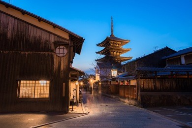 yasaka pagoda and sannen zaka street in the nigth, kyoto, japan