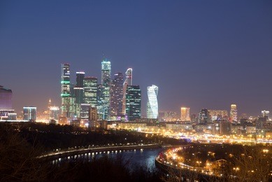 moscow international business center (moscow city) at night. view from the observation platform on the sparrow hills. moscow, russia.