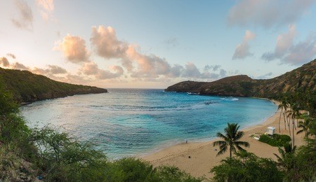 panorama view of hanauma bay in the morning