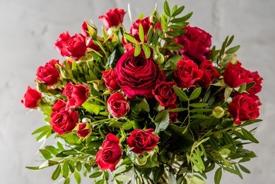 red roses bouquet