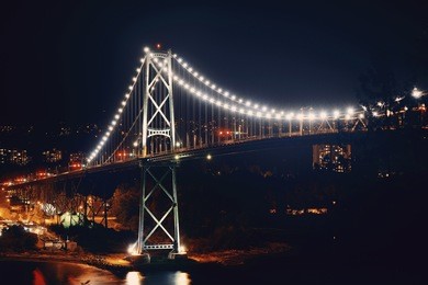 vancouver lions gate bridge night view
