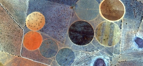 tribute to miró,nature imitating art,abstract photography of the deserts of africa from the air, science fiction,photographs magic,artistic,landscapes of your mind, forms of human work,