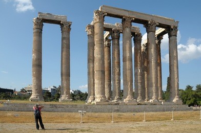 tourist and temple of olympian zeus