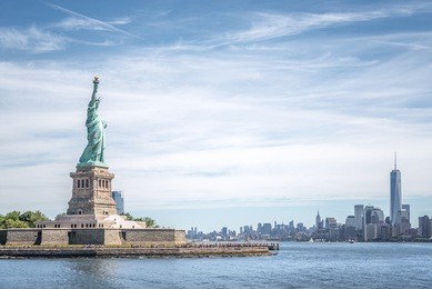 the statue of liberty and manhattan, new york city