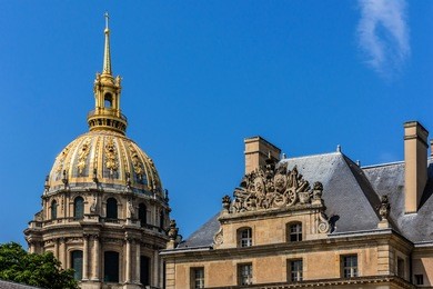 les invalides (national residence of the invalids) - complex of museums and monuments in paris, france. les invalides is the burial site for some of france's war heroes, notably napoleon bonaparte.