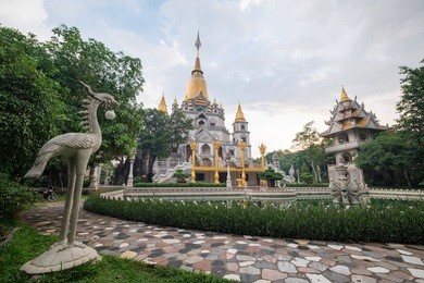 buu long pagoda, a beautiful and attractive place for buddhists and tourists, located at district 9, ho chi minh city, vietnam.
