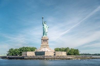 the statue of liberty in new york city
