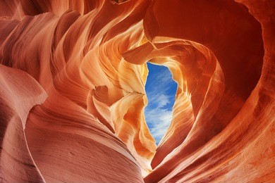color shades of the rock inside the antelope canyon
