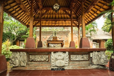 ubud palace, bali - inside the ubud palace, bali, indonesia.