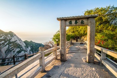 china, province shaanxi, huashan mountain, the ca`er cliff