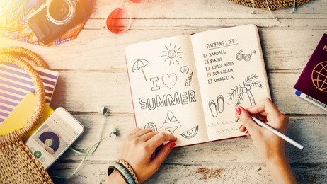 woman listing summer holiday travel concept