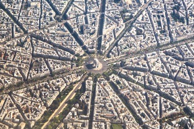 arc de triomphe from above