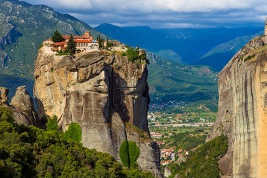monastery holy trinity , meteora , greece