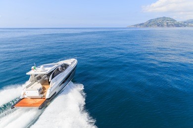 luxury motor boat, rio yachts italian shipyard