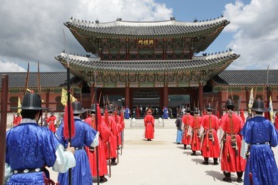 royal guard parade of ceremony in kyongbokkung palace,seoul korea