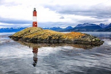 les eclaireurs lighthouse in the beagle channel near ushuaia, tierra del fuego, argentina