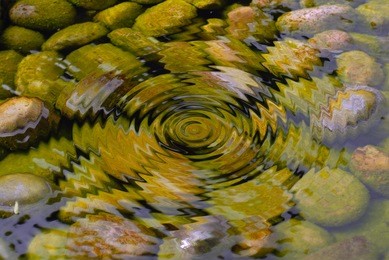 ripple clear water in pond