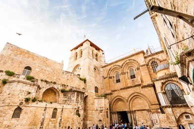entrance to the church of the holy sepulchre. patio and the main facade. jerusalem, israel.