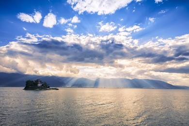a heaven of peace a temple founded in a small island in erhai lake, china