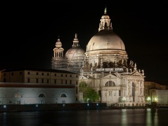one of the most beautiful churches in venice, so calm and peaceful at night.
