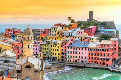vernazza fishing village, seascape in five lands, cinque terre national park, liguria, italy.