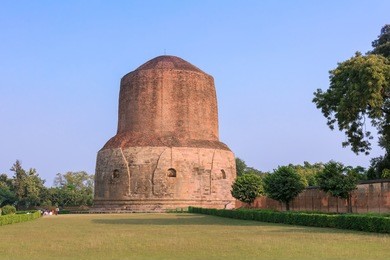 dhamekh stupa at sarnath, varanasi, india.