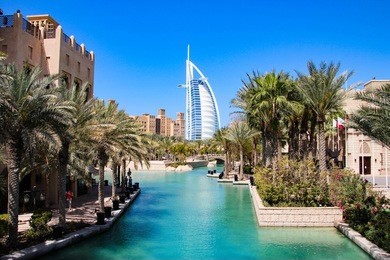burj al arab seen from madinat jumeirah, dubai
