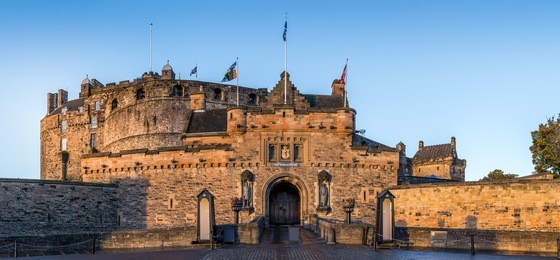 castle of edinburgh, front gate