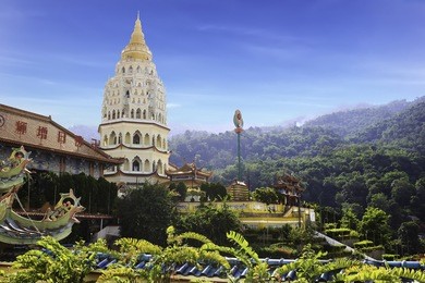 kek lok si temple in penang, malaysia