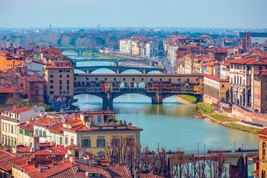ponte vecchio over arno river in florence, italy