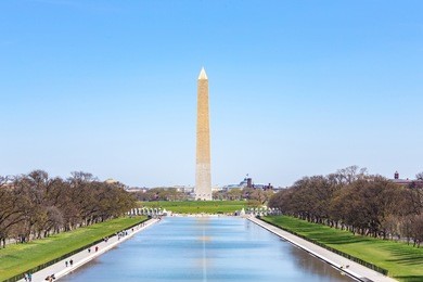 washington monument in washington dc in clear blue sky day.